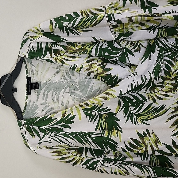 Ashley Stewart tropical palm print true wrap top, long sleeve, linen summer top - Picture 2 of 8